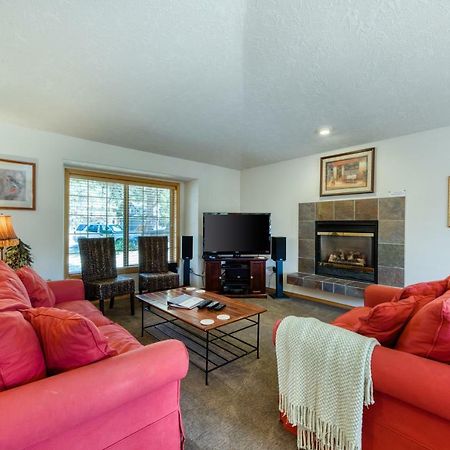 Mt Rainier Lane 07 | Discover Sunriver Exterior photo