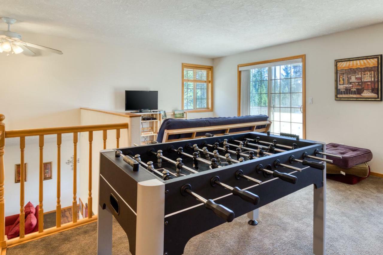 Mt Rainier Lane 07 | Discover Sunriver Exterior photo